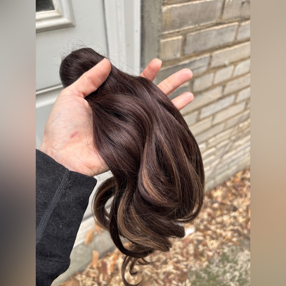 Luxy 16" Seamless Mocha Bronde Balayage Clip-Ins - Picture 8 of 11